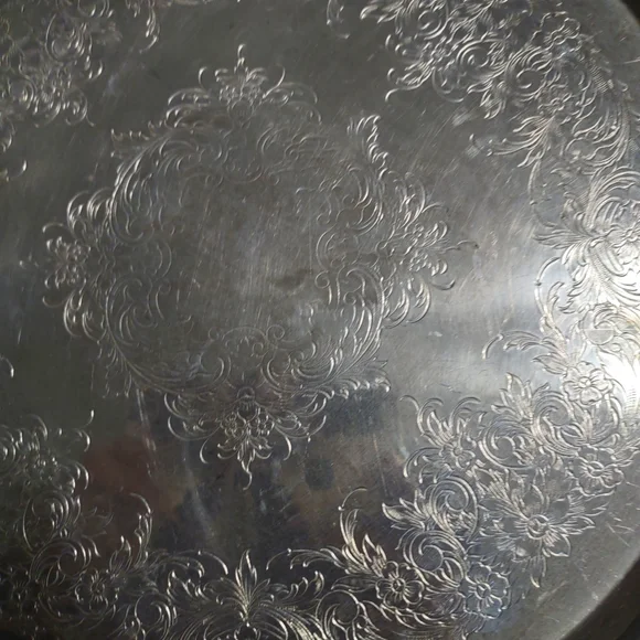 Webster Wilcox Silverplate Footed Joanne Pattern Round Serving Platter 7271 12" - Picture 4 of 4